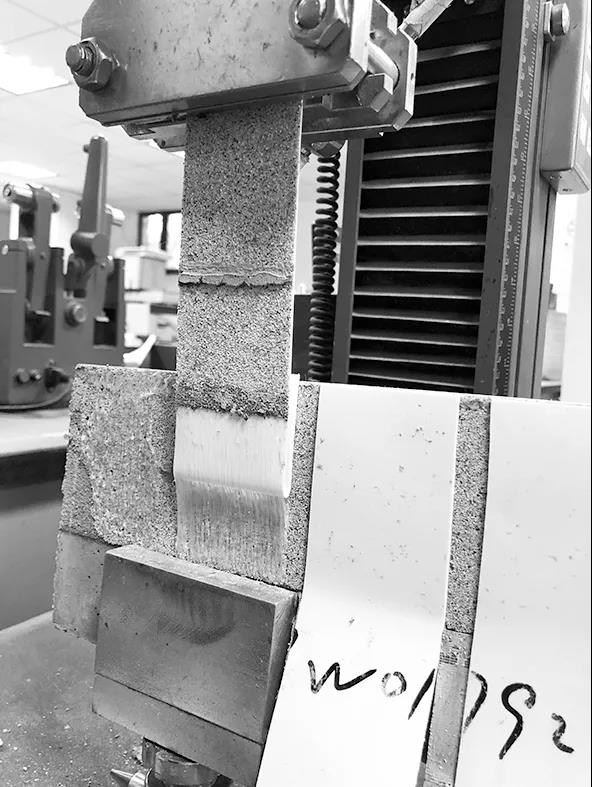 預鋪卷材與后澆混凝土的180°剝離 預鋪卷材與后澆混凝土的180°剝離